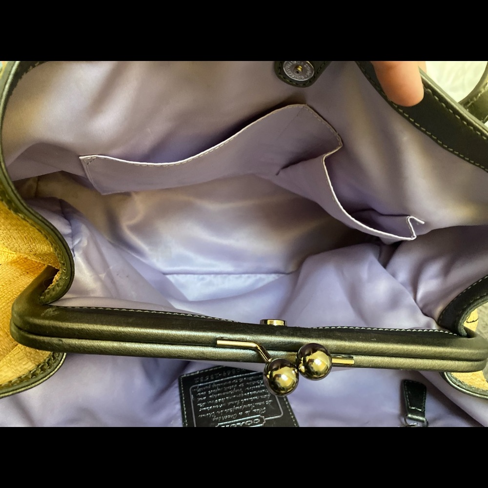 Coach - Picture 14 of 16